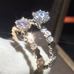 PT950鉑金美國時尚D色莫桑石蜂巢戒指男女18K玫瑰金結婚鑽戒新款