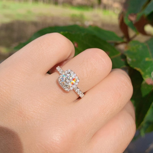 時尚D色莫桑石莫桑鑽戒女銀1一2克拉倣真鑽石金情侶結婚對戒指潮