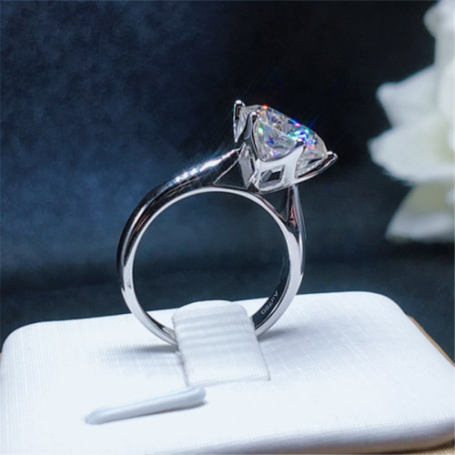 18K白金莫桑石戒指3克拉六爪皇冠莫桑石戒倣真鑽石結婚戒指女時尚