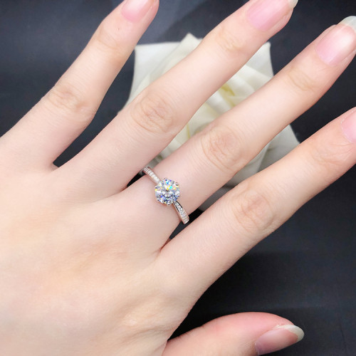 莫桑石鑽戒純銀戒指女PT950排鑲六爪經典D色1克拉訂婚情人節禮物