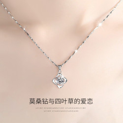 純銀莫桑鑽項鏈四葉草項鏈女士鑽石莫桑石吊墜百搭時尚飾品鎖骨鏈