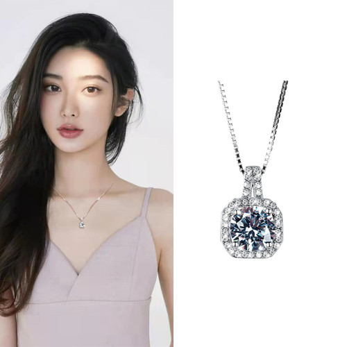 莫桑鑽項鏈純銀女2022年新款方包莫桑石吊墜超閃鎖骨鏈小衆感禮物