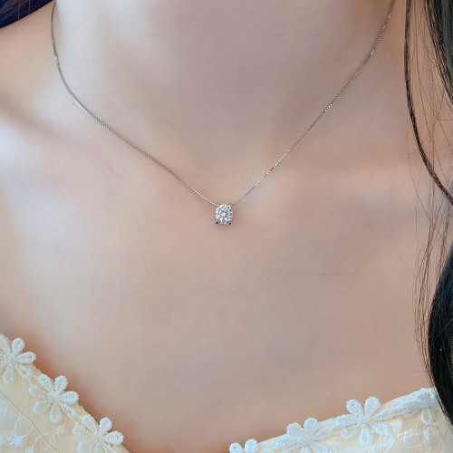 純銀鉑金單鑽莫桑鑽項鏈女款牛頭鎖骨鏈莫桑石吊墜簡約節日送禮物