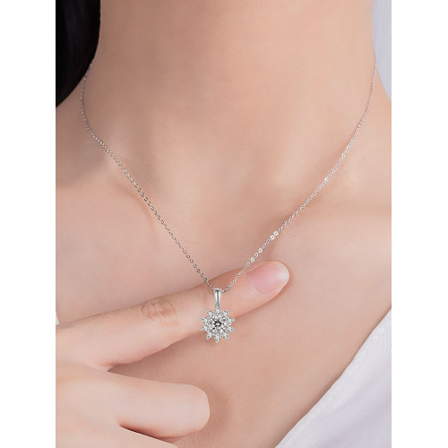 太陽花莫桑鑽項鏈女款1克拉莫桑石吊墜純銀鉑金輕奢小衆鎖骨吊墜