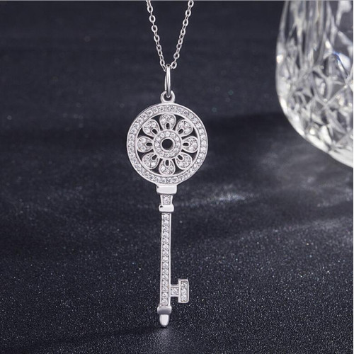 純銀白金莫桑鑽項鏈莫桑石吊墜鳶尾花毛衣鏈太陽花陳佳佳同款鈅匙