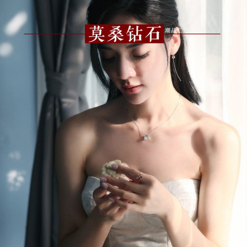 莫桑鑽項鏈牛頭款鑽石項鏈鉑金D色莫桑石吊墜女款簡約氣質鎖骨鏈