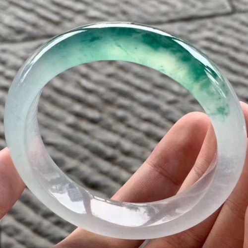 天然緬甸翡翠手鐲冰種飄花少女款貴妃鐲玉鐲圓鐲玻璃種翡翠玉手鐲