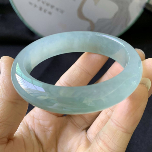 緬甸翡翠冰種飄花玉鐲貴妃鐲橢圓形細條翡翠手鐲翡翠圓條冰透手鐲
