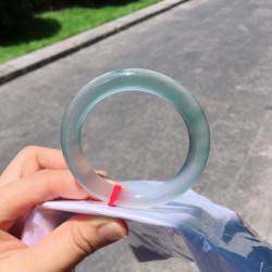冰種飄花翡翠手鐲玉鐲玉手鐲子貴妃鐲圓條玻璃種天然女款少女時尚