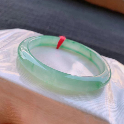 緬甸老坑高冰飄綠正圈翡翠玉手鐲少女飄花冰種飄綠貴妃女款玉鐲子