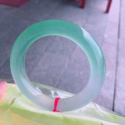 緬甸冰種陽綠翡翠手鐲晴水底春彩圓條玉鐲老坑緬甸玻璃種玉手鐲子