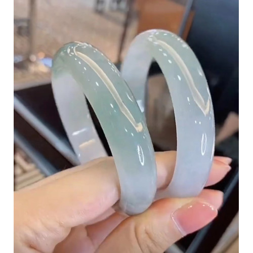 天然緬甸老坑翡翠冰種飄花綠翡翠手鐲子貴妃晴水玉石吊墜女送禮物