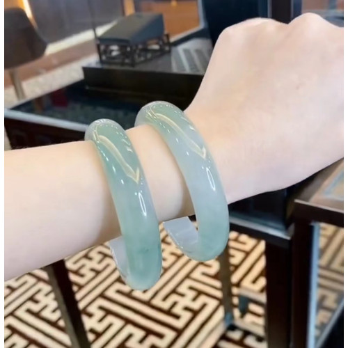 天然緬甸老坑翡翠冰種飄花綠翡翠手鐲子貴妃晴水玉石吊墜女送禮物
