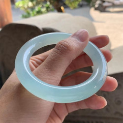 冰種翡翠手鐲女圓條天然緬甸翡翠玉手鐲女款淺藍鐲子正品翡翠手鐲