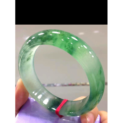 緬甸冰種翡翠手鐲真玉鐲子女款年輕款糯冰種淺綠滿綠春彩貴妃油青