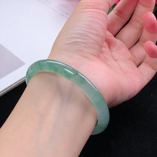 緬甸翡翠手鐲天然a貨冰種藍晴水飄花圓條貴妃玉手鐲女款正品旗艦