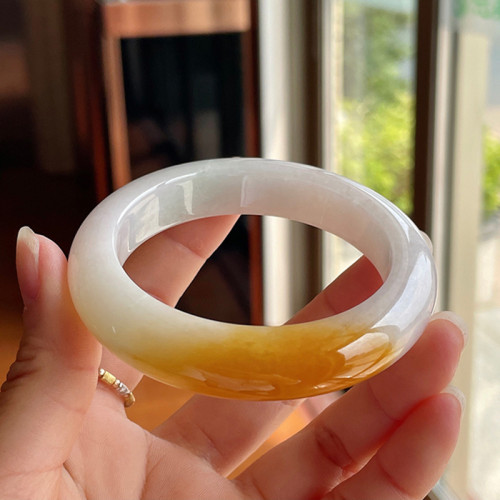 天然冰種翡翠手鐲緬甸老坑女款黃翡玉鐲白底飄花正圈水潤鐲子高端