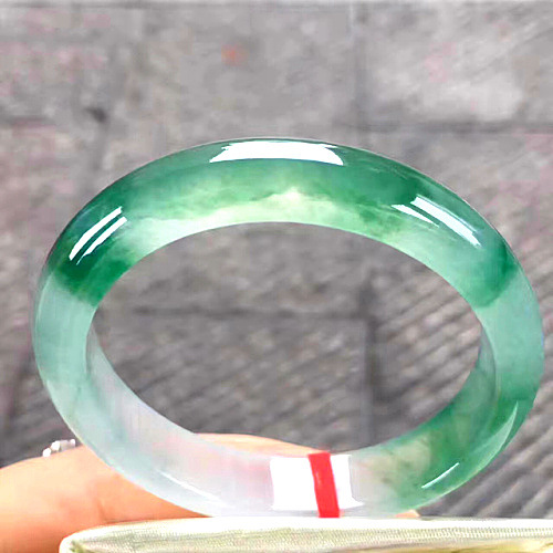 正圈清新天然緬甸老坑翡翠手鐲晴水飄綠花滿陽綠手鐲玉鐲子少女款