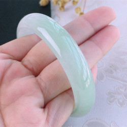 天然緬甸翡翠手鐲a貨純色淡綠色玉手鐲滿綠陽綠女玉石翠綠玉鐲子