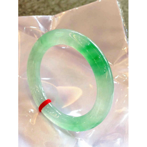 緬甸老坑翡翠手鐲天然玉石圓條翡翠手鐲飄綠花貴妃手鐲子女款送禮