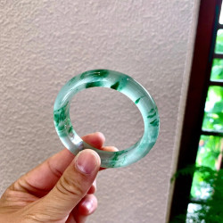 翡翠玉手鐲冰種糯種飄花圓條天然緬甸翡翠手鐲女細條貴妃鐲少女款