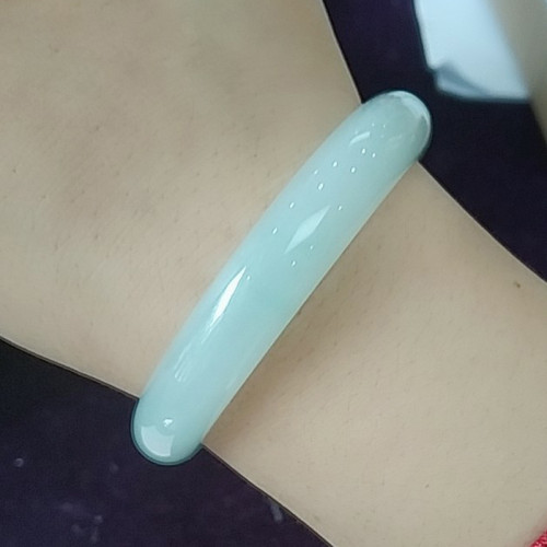 天然緬甸老坑A貨翡翠手鐲少女款圓條圓款淺綠色飄花冰糯種玉鐲子