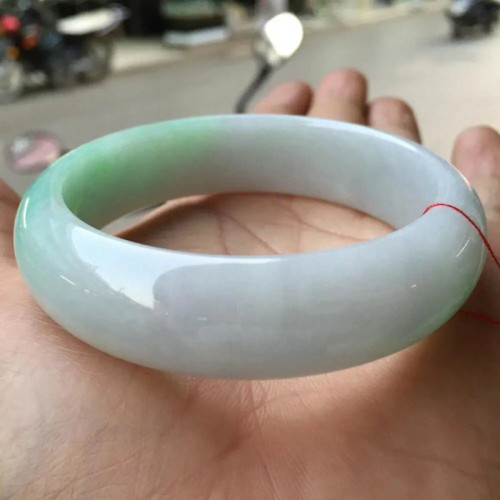 天然緬甸老坑翡翠玉手鐲飄綠正圈貴妃圓條陽綠冰種玉鐲子玉石女款