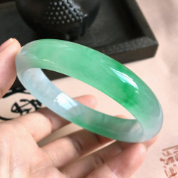 行婷天然緬甸翡翠手鐲女款時尚冰種陽綠玉鐲子送女友媽媽節日禮物