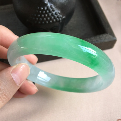行婷天然緬甸翡翠手鐲女款時尚冰種陽綠玉鐲子送女友媽媽節日禮物