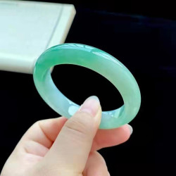 天然緬甸冰糯種翡翠手鐲圓條冰透淡綠色白淺綠油青玉鐲貴妃玉手鐲