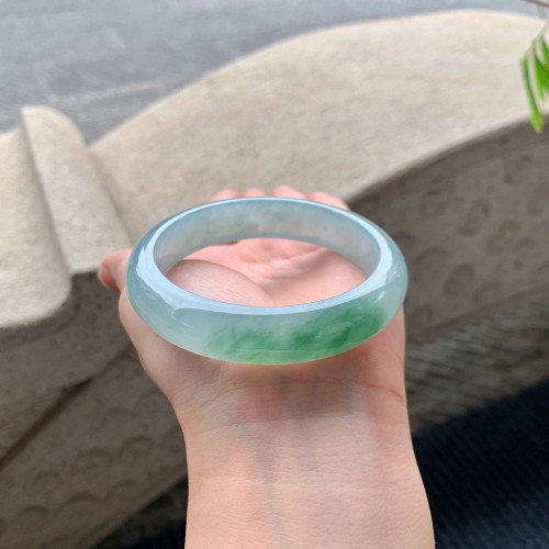 緬甸老坑天然a貨翡翠手鐲女款冰種飄綠正圈平安鐲翡翠玉手鐲送禮