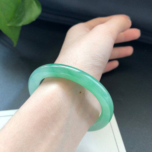 天然緬甸老坑冰種細圓條翡翠玉手鐲飄綠花貴妃叮噹鐲福鐲女美人鐲