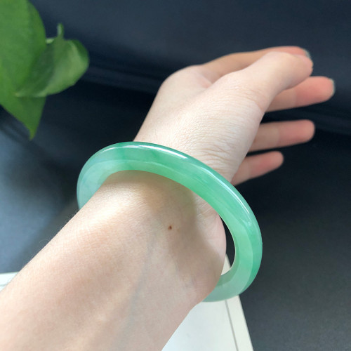 天然緬甸老坑冰種細圓條翡翠玉手鐲飄綠花貴妃叮噹鐲福鐲女美人鐲