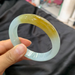 天然緬甸翡翠手鐲正品翡翠冰糯種黃翡飄花正圈少女款手鐲送禮玉鐲
