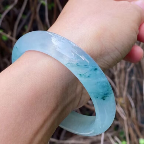 天然冰種翡翠手鐲飄藍花正圈女款緬甸老坑冰透玉石鐲子陽綠玉鐲