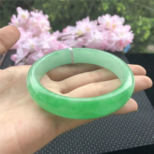 天然緬甸翡翠手鐲正圈飄綠花玉鐲子冰糯種陽綠翡翠手鐲女款帝王綠