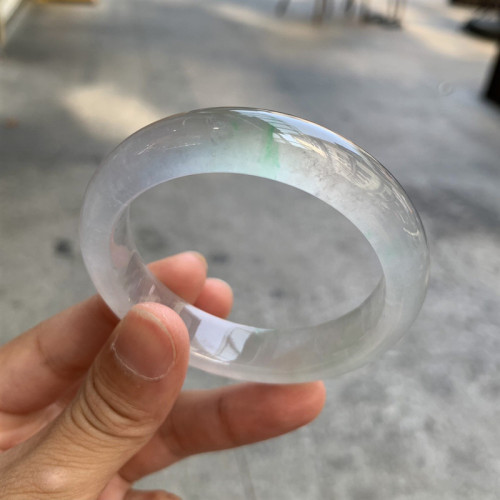 冰種翡翠晴水通透鐲子白月光正圈橢圓形貴妃玉手鐲女款玻璃種翡翠
