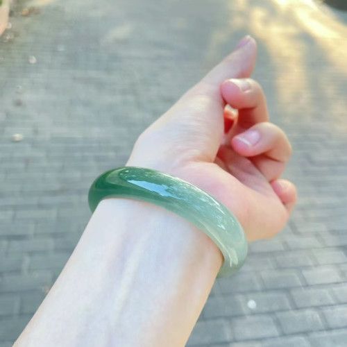 天然緬甸油青翡翠手鐲少女款老坑半山半水玉石節日禮物冰透種飄花