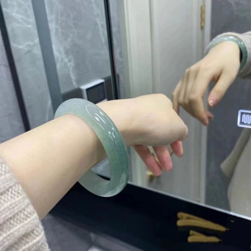 天然緬甸老坑冰種翡翠手鐲飄藍花晴水正圈清新翠綠款油青玉手鐲子