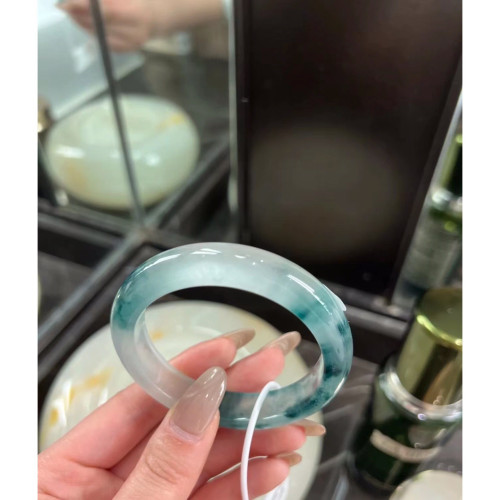 天然緬甸冰種飄藍花翡翠手鐲女款老坑正圈貴妃鐲藍水玉鐲子冰手鐲