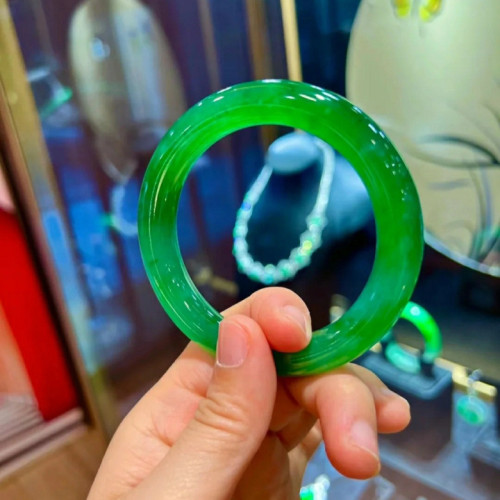 天然緬甸冰種翡翠玉手鐲滿綠帝王綠玉石圓條玉鐲子女款老坑送禮物