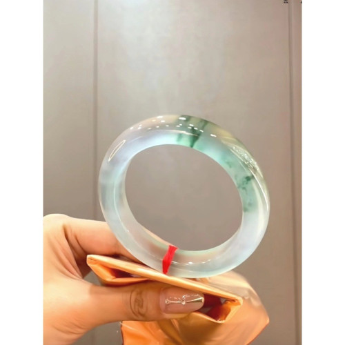天然緬甸冰種飄花翡翠玉手鐲玉鐲女款飾品貴妃鐲飄綠花玉鐲子送禮