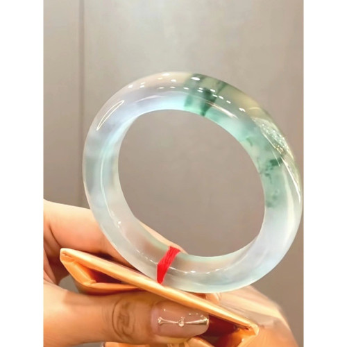 天然緬甸冰種飄花翡翠玉手鐲玉鐲女款飾品貴妃鐲飄綠花玉鐲子送禮