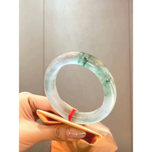 天然緬甸冰種飄花翡翠玉手鐲玉鐲女款飾品貴妃鐲飄綠花玉鐲子送禮