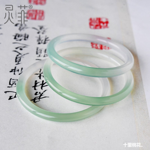 天然玉髓鐲子油青綠半山半水瑪瑙手鐲女款冰種叮噹圓條荔枝凍古風