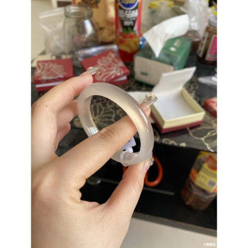天然玉髓手鐲白月光荔枝凍瑪瑙手鐲扁條馬料香檳金玉石手環閨蜜女