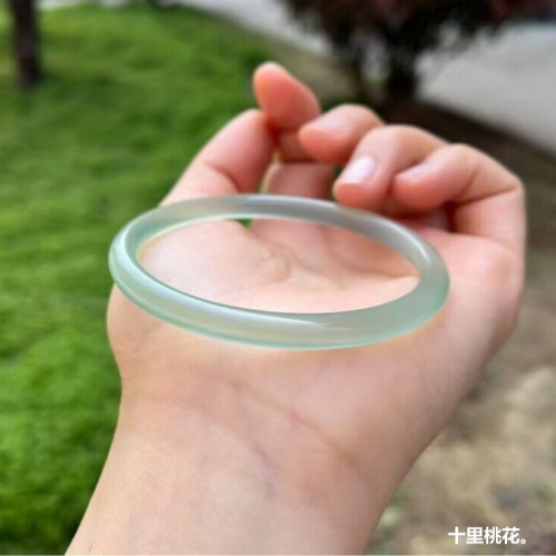 6mm淺釉青綠冰透玉髓鐲子女款細圓條美人鐲叮噹鐲瑪瑙手鐲油青色