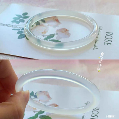 天然巴西冰種白玉髓手鐲少女款細圓條古風荔枝凍瑪瑙叮噹鐲送禮物