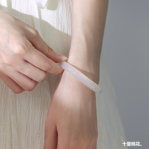 玉鐲白月光瑪瑙手鐲女年輕款翡翠荔枝凍瑪瑙手鐲玉髓手鐲七夕禮物