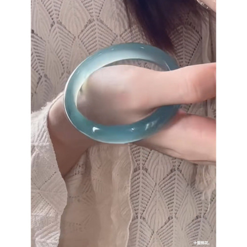 天然瑪瑙手鐲女圓條冰種正品天然青白玉髓手鐲冰透淺綠玉鐲油青鐲